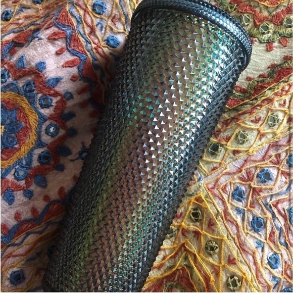 Starbucks Fall 2020 Dark Bling Studdeed Tumbler NWT - Picture 4 of 11